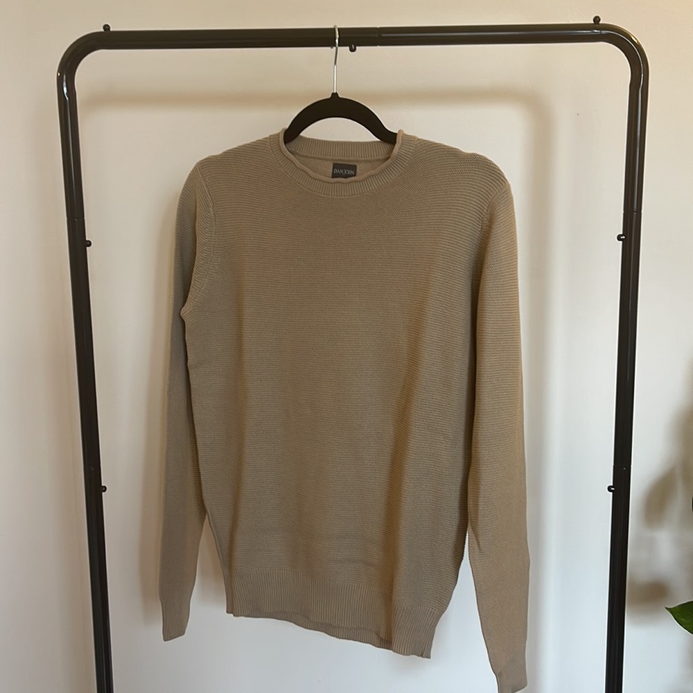 Beautiful Italian Knit lightweight Mens sweater